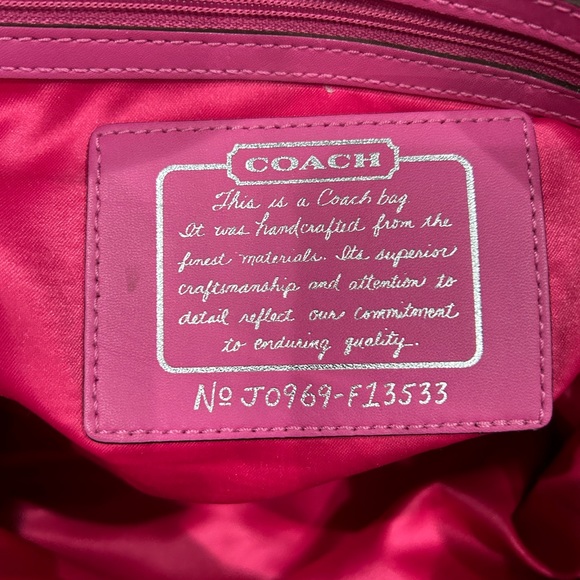 Authentic Signature Coach Satchel Handbag - Picture 9 of 13